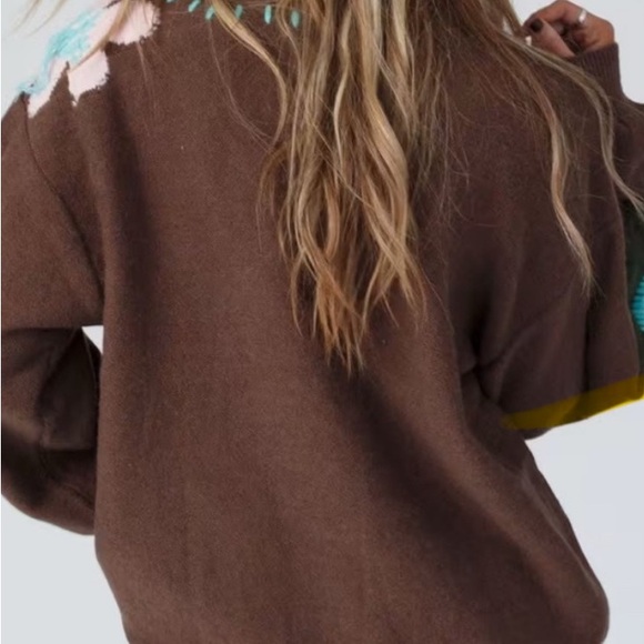POL Brown Sweater with Colorful Floral Patterns - Picture 2 of 2